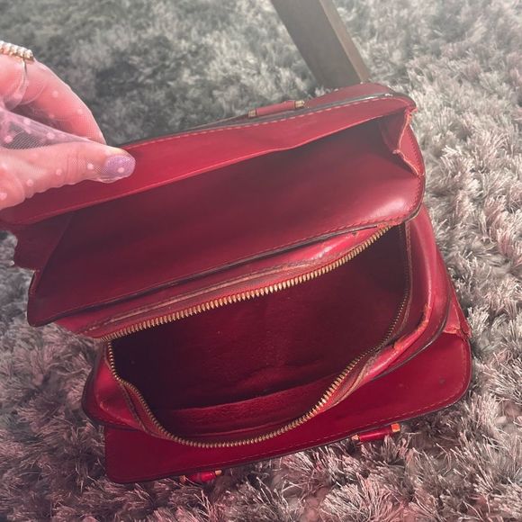 LOUIS VUITTON - Vintage Pont Neuf PM Ventian Red Epi Leather Hand Bag Purse - Picture 4 of 10